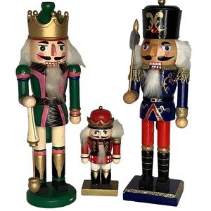 Christmas Nutcrackers Set of 3